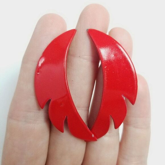 Vintage Bright Red Feather or Wing Shape Stud Earrings, Enamel Funky 70s Style - Picture 6 of 7